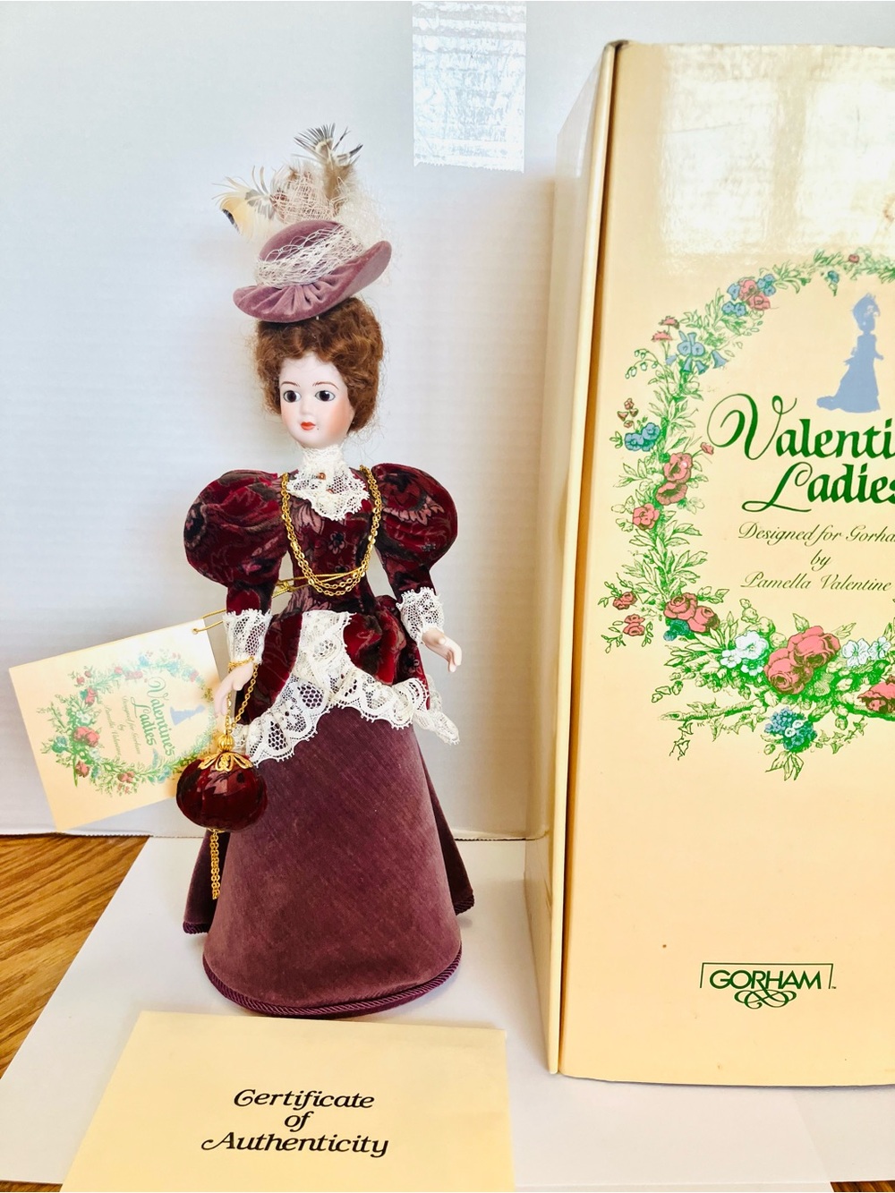 Gorham Valentine’s Ladies 1987 Jane Porcelain Doll VL11 Minor Wear To Box 11in